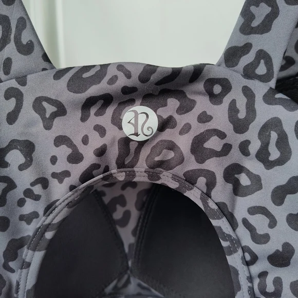 Running Girl Charcoal Leopard Print Cutout Back Athletic Sports Bra L - Picture 2 of 9